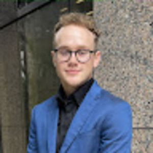 Meet your Posher, Logan